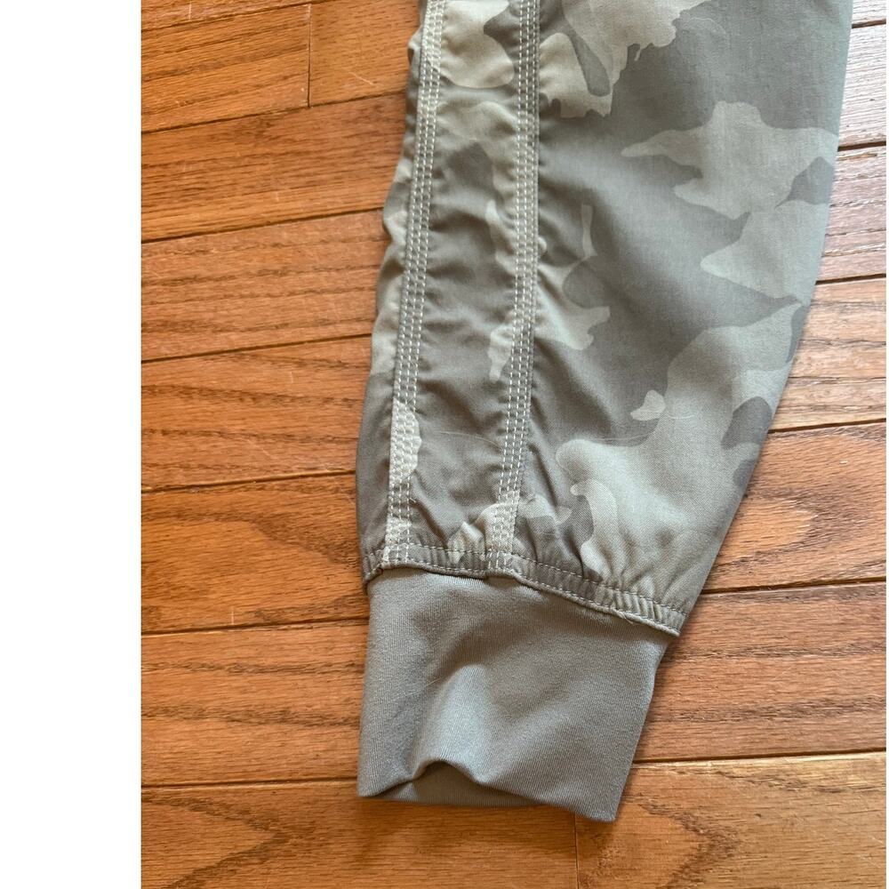Prana Size 2 Camo Joggers Cargo - Picture 3 of 11